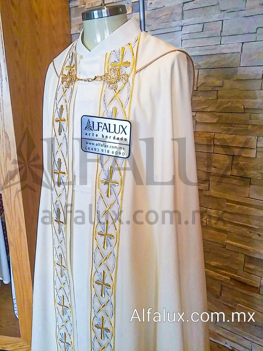 13 REINO Blanco Capa Brocado 349